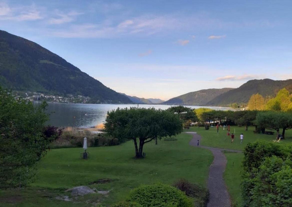 Apartment Am Ossiachersee Mit Eigenem Seezugang Landskron Exteriér fotografie